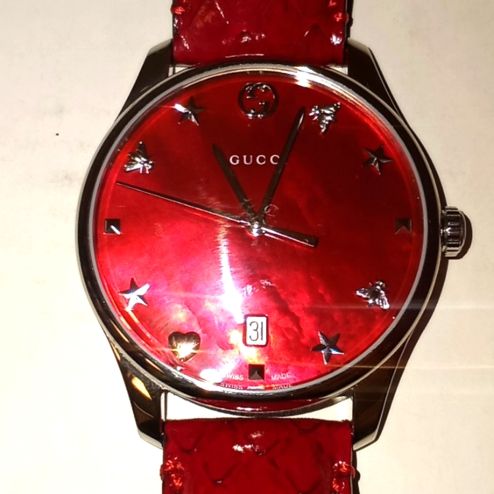 Gucci Red Patent Leather Band Watch - Picture 9 of 13
